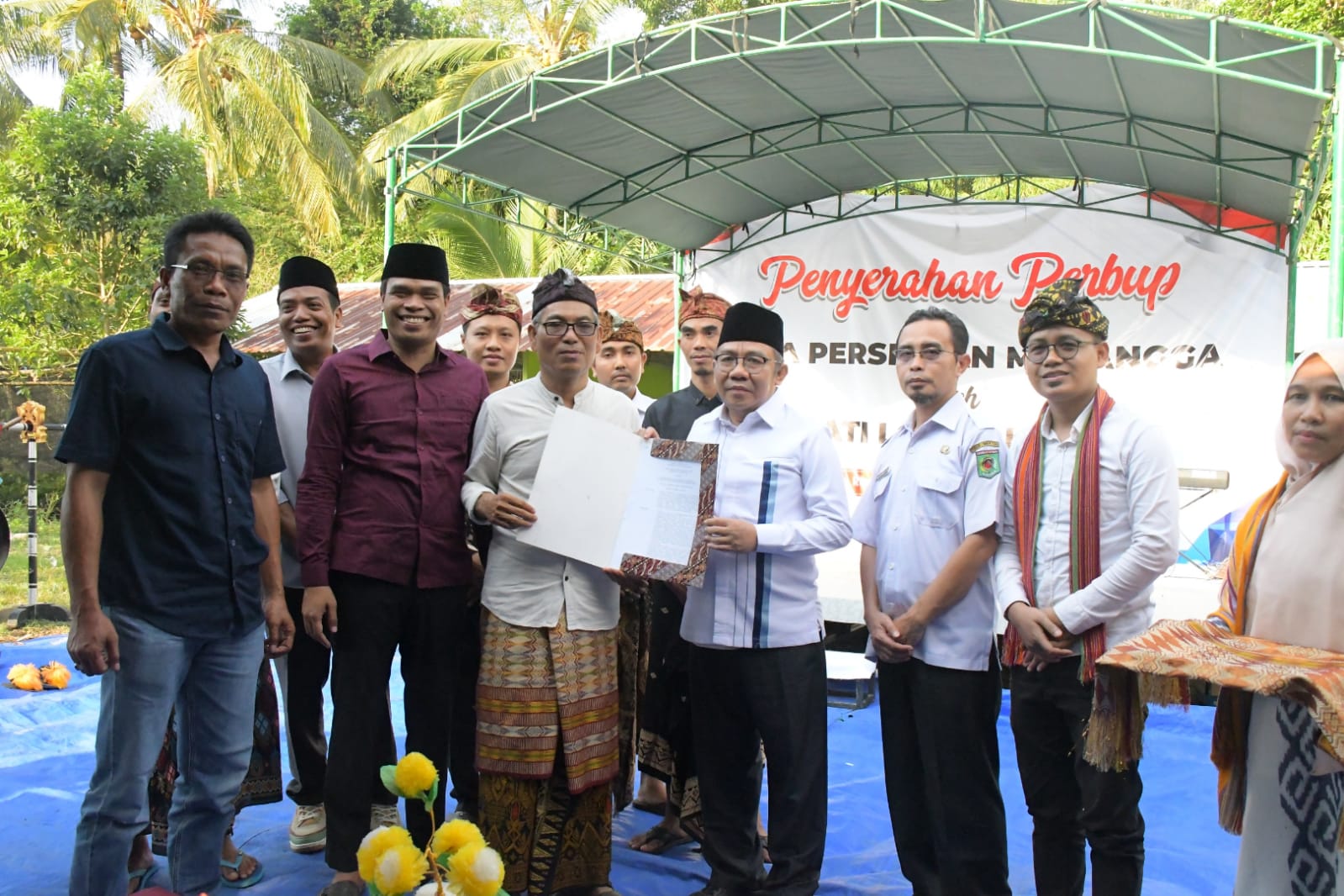 Bupati Najmul Serahkan Perbup Desa Persiapan Murangga