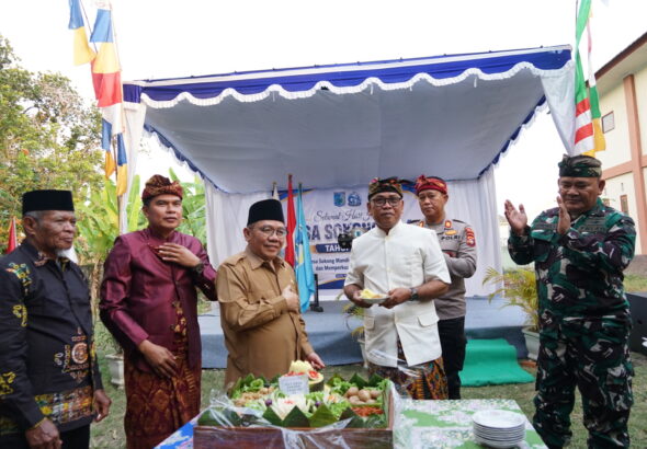 Bupati Najmul Hadiri Perayaan HUT Desa Sokong